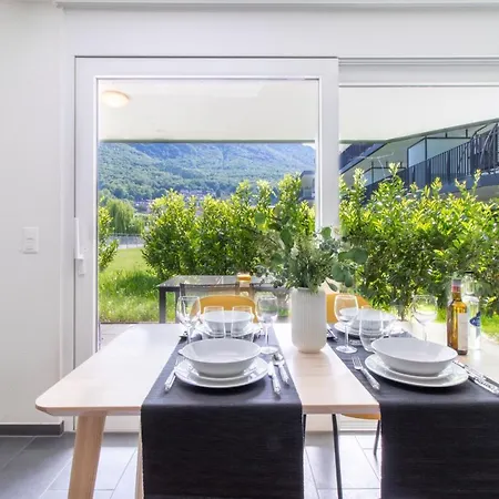 Modern 1 Bedroom At Le Bouveret. Self-checkin. Port-Valais