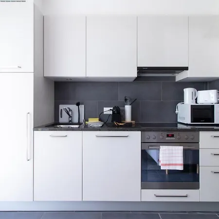 Modern 1 Bedroom At Le Bouveret. Self-checkin. Port-Valais