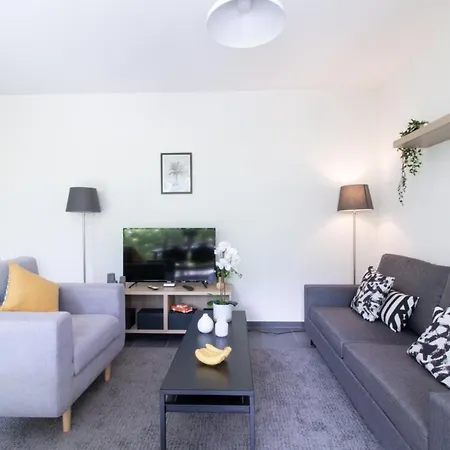 Modern 1 Bedroom At Le Bouveret. Self-checkin. 公寓 Port-Valais